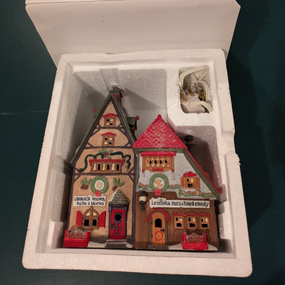 Department 56 North Pole Series Obbie's Books & Letrinka's Candy Shop